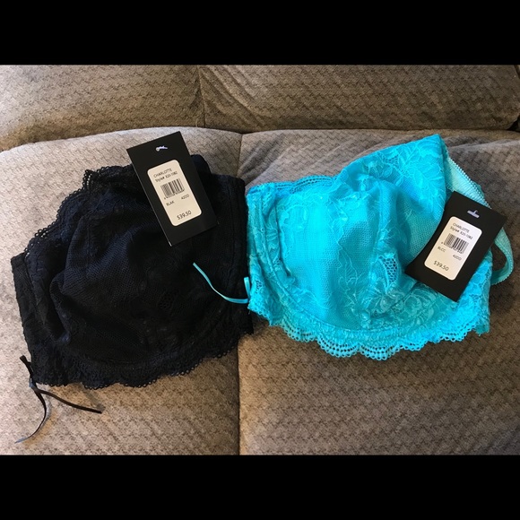 Frederick’s of Hollywood bras. Brand new - Picture 2 of 2